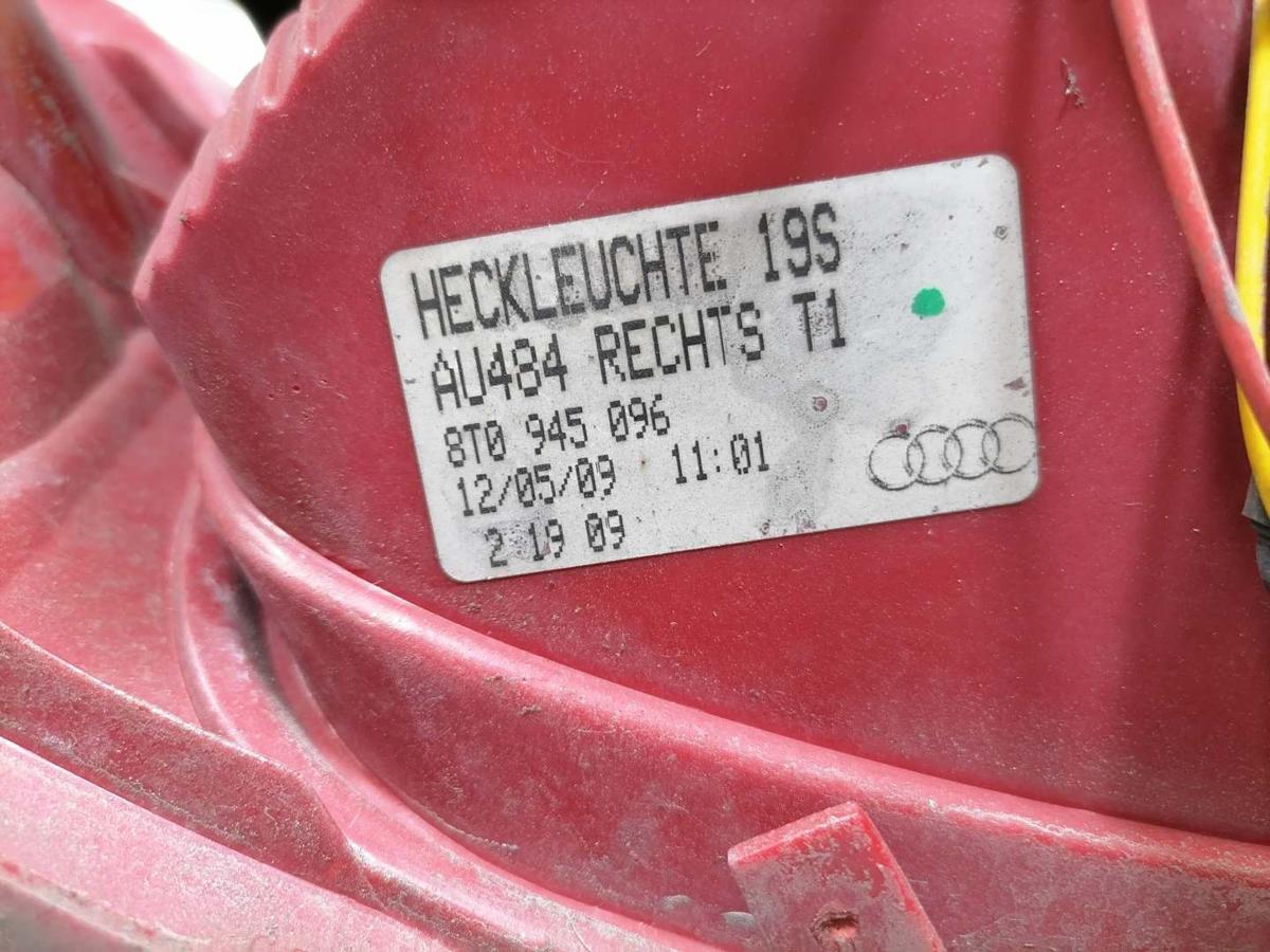 Audi A5 8T original R&uuml;cklicht R&uuml;ckleuchte Schlussleuchte rechts Bj.2009